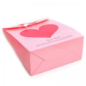 chết cắt tay cầm túi giấy