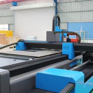 Máy cắt kim loại tấm và ống laser