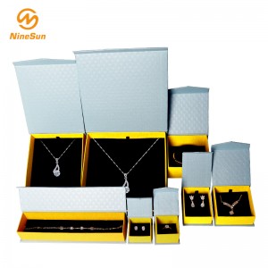 Hộp quà màu xanh, vàng - Hộp trang sức, hộp quà cưới cho những dịp đặc biệt