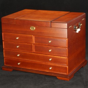 Ba nắp hộp trang sức bằng gỗ