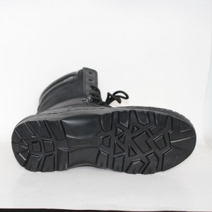 Giày cao đến mắt cá chân màu đen PU