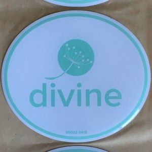 Nhựa polyurethane dán nhỏ hoặc lớn hình vòm --- nhựa polyurethane 3M chống dính mạnh mẽ chống tia cực tím và màu vàng chống in kỹ thuật số hoặc lụa