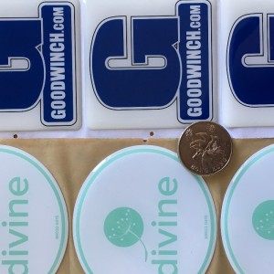 Nhựa polyurethane dán nhỏ hoặc lớn hình vòm --- nhựa polyurethane 3M chống dính mạnh mẽ chống tia cực tím và màu vàng chống in kỹ thuật số hoặc lụa