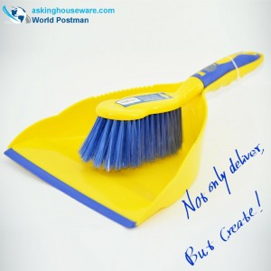 Chổi quét bụi Akbrand với chổi TPR tại Tay cầm TPR của Dustpan