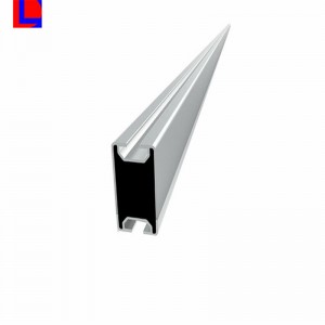 Tấm nhôm năng lượng mặt trời gắn với đường sắt