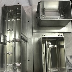 Thân phận máy móc