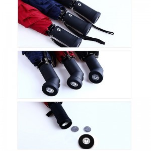 2019 Rainy mạnh mẽ chống thấm 3 lần ô dù với đèn pin led