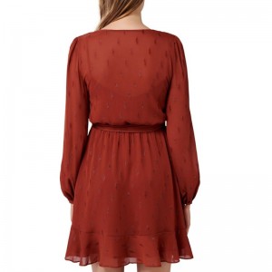 Mới đến gỉ kim loại skater dài tay áo mini cho phụ nữ