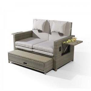 Vườn gấp ghế mây bằng mây