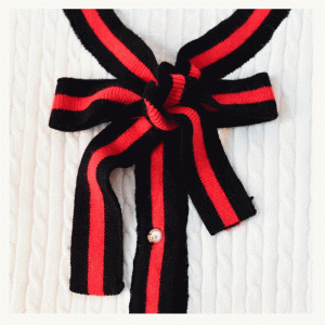 Bán buôn áo len sọc kẻ sọc với bướm thắt nút mùa thu nữ