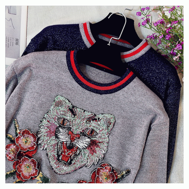 Handmade Applined và hoa áo thun dệt kim áo len cho phụ nữ