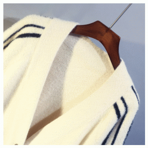 2019 Mới nhất Loose giả sọc sọc Jacquard Áo len cardigan cardigan