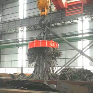 Cần cẩu đôi trên không với nam châm điện