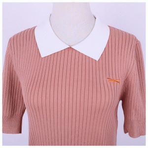 Ladies Fit Polo Cổ Dragonfly Thêu tay áo ngắn Áo thun cho dịp chính thức