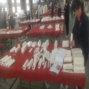 linh kiện cửa chớp nhựa PVC