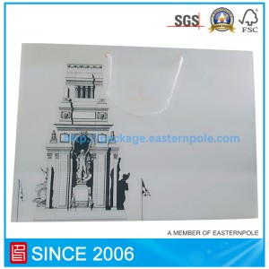 Túi giấy kraft trắng cho quần áo