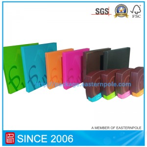 Hộp sô cô la cứng nhắc sang trọng với các tông chèn