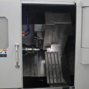Máy sản xuất tại Trung Quốc Máy tiện CNC