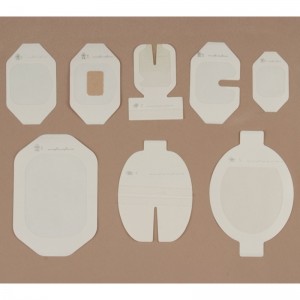 Mặc quần áo trong suốt