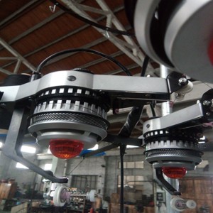 Nhà sản xuất thể thao nylon đôi áo đầu gối pad máy