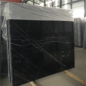 Đá cẩm thạch Nero Marquina sọc trắng