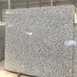 Phun sóng biển đá granit trắng