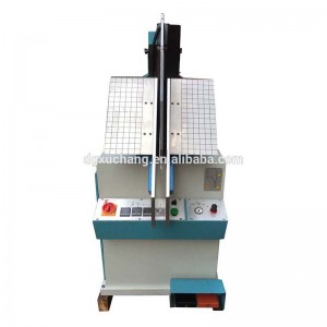 khởi động trên vamp uốn tóc máy móc làm