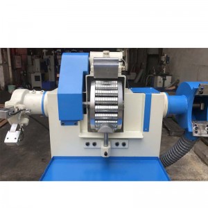 sử dụng máy đập đáy giày