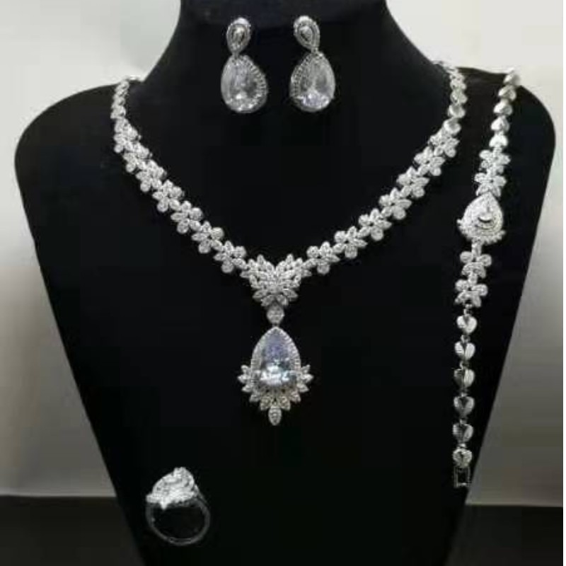 Bộ trang sức cưới cho cô dâu Trang sức cưới Ấn Độ Quà tặng đám cưới 925 sterling bạc zirconia cho phụ nữ