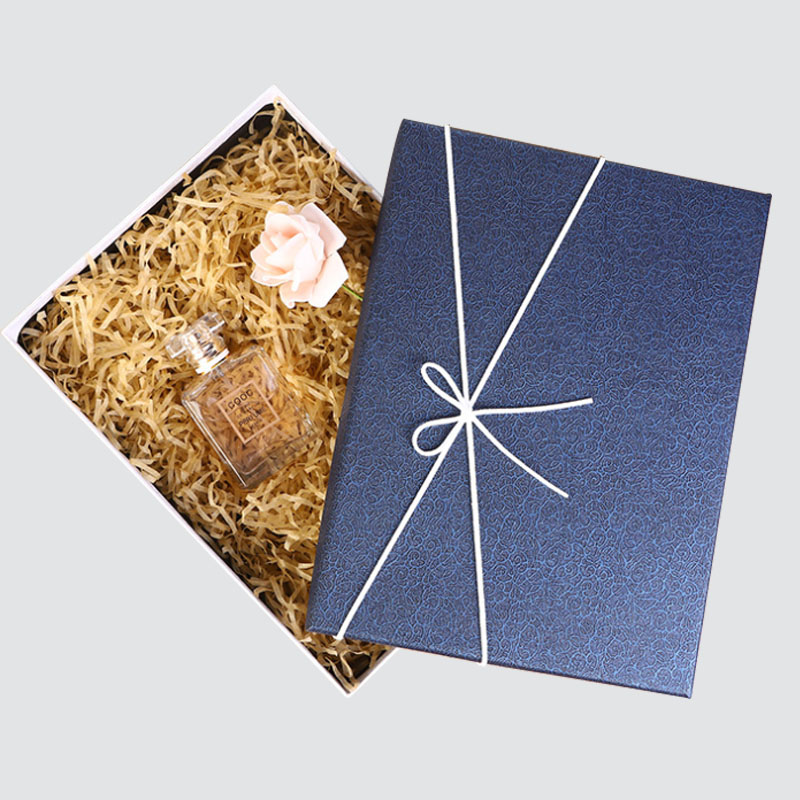 Phong cách đơn giản Quần áo Hộp Kích thước Cap Trang trí Bow Tie Hộp quà tặng