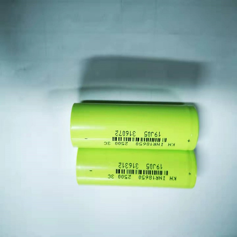 Pin lithium 18650 2600mAh 3C