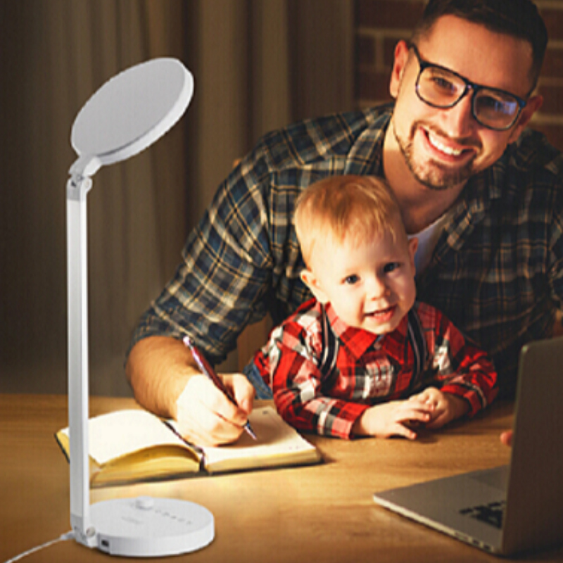 689S 4 đèn pin dẫn bàn với giao diện USB