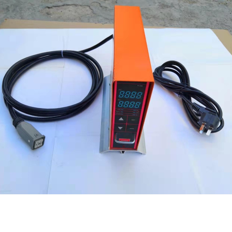 Một bộ hộp điều khiển nhiệt độ