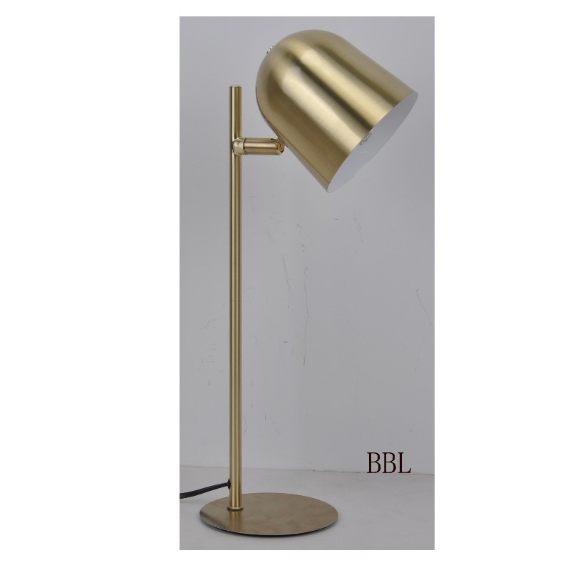 Đèn bàn với bóng kim loại có thể xoay