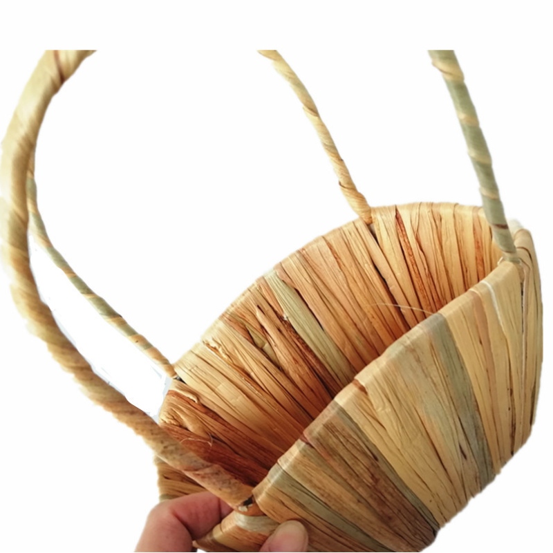 Giỏ hoa rơm có tay cầm