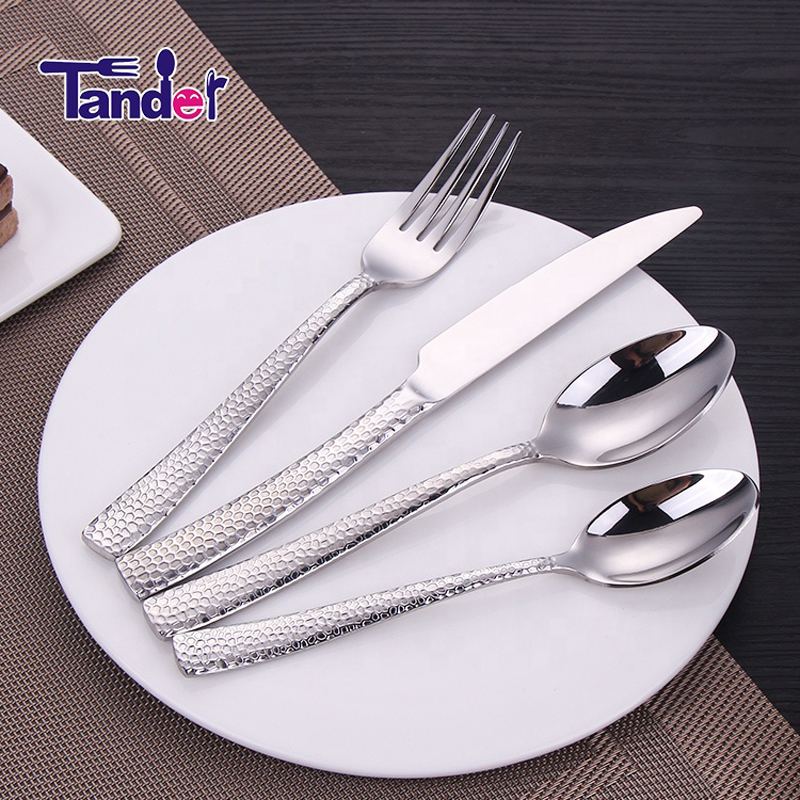 Gương bạc đặc biệt như một môi trường hữu ích, bóng loáng, dụng cụ làm bằng thép