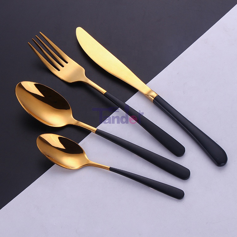 bóng loáng gương, tay cầm màu đen vẽ chất lượng mỹ phẩm trong hợp đồng vàng trắng