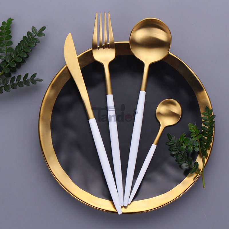 Bộ đồ ăn tối 304 mờ đánh bóng dao kéo Hàn Quốc với tay cầm màu trắng cho món quà cưới