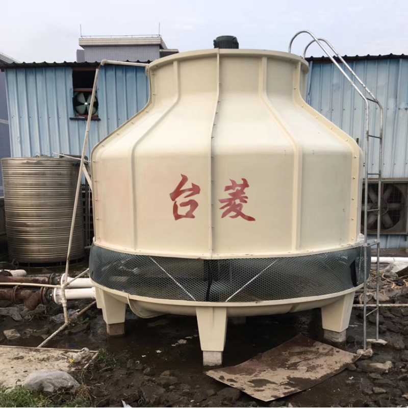 Tháp làm mát tự nhiên