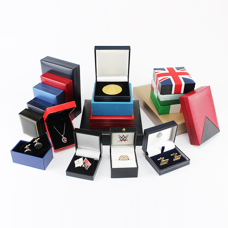 hộp trang sức kim loại phù hiệu hộp cà vạt hộp