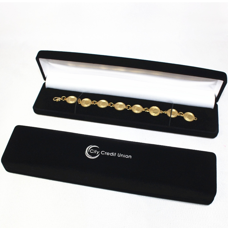 D-11 hộp nhung đen bán buôn tùy chỉnh cho huy hiệu & vòng cổ