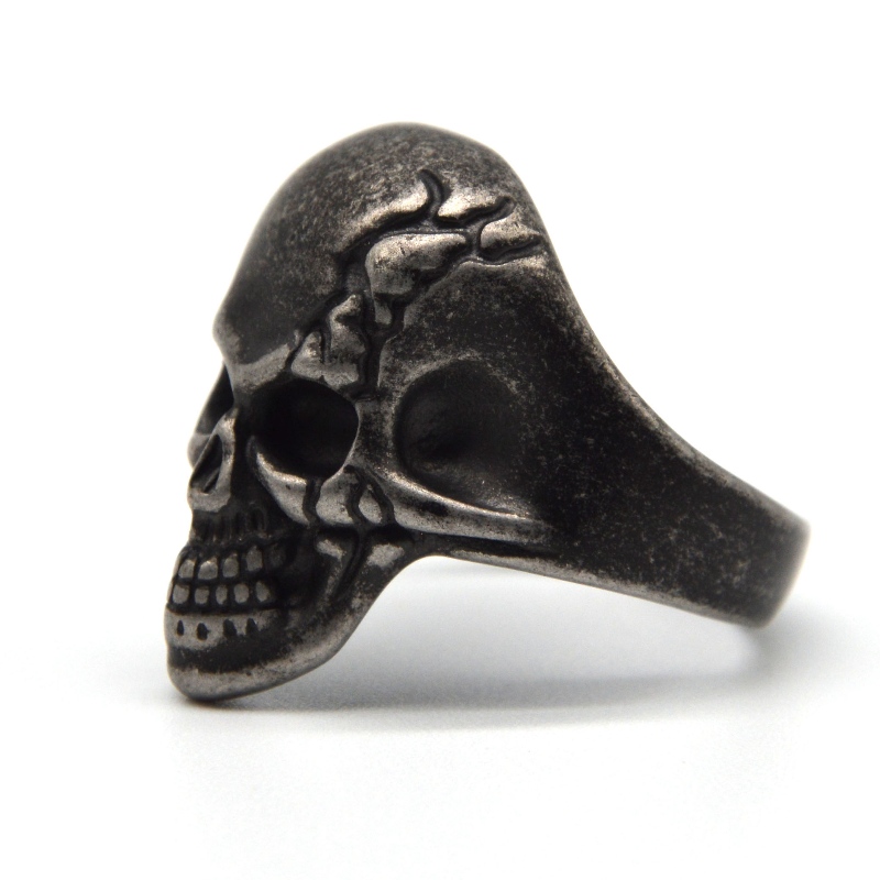 Đầu lâu thép vô hình