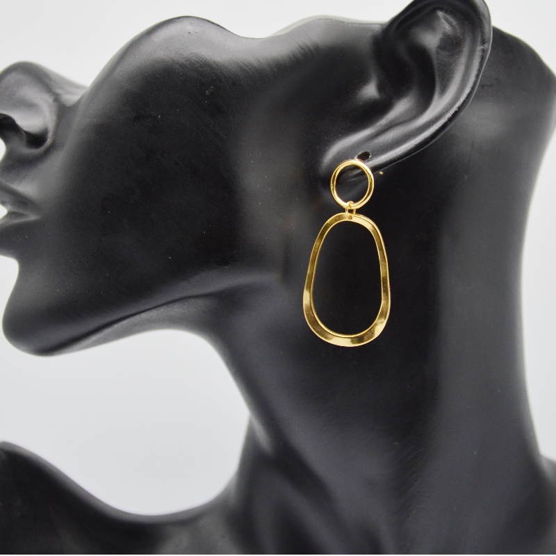 khuyên tai kim loại, nhẫn biển