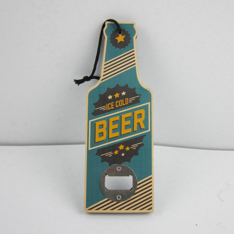 Đồ khui hộp bia treo tường