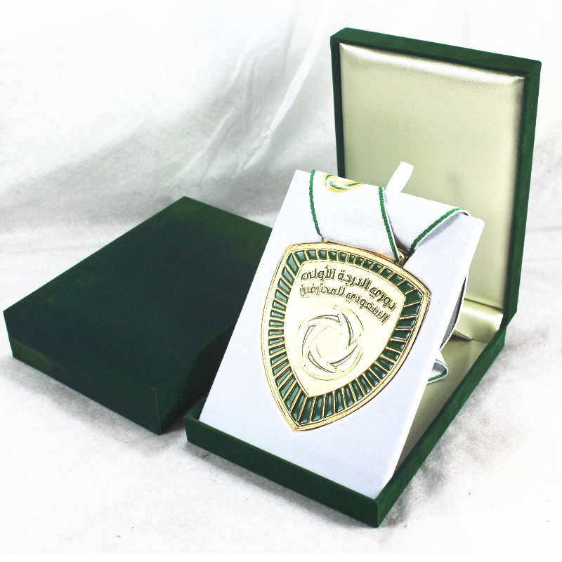 Mục V-15 chiếc hộp đựng da chân hình nhật đối với ghi 90*120 mm Huân chương, huy hiệu nhặt vàng, v. mm.112*158*36, nặng khoảng 170g