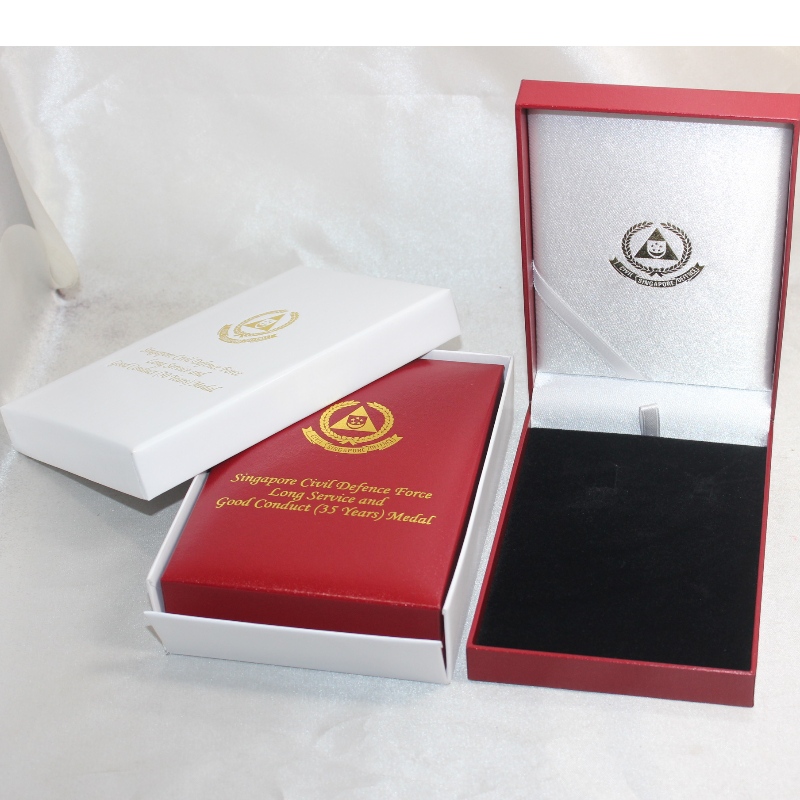 Vật phẩm Hộp giấy giả da hình chữ nhật V-15S cho huy chương 75 * 120 mm, đồng xu & huy hiệu, vv mm. 97 * 143 * 34, trọng lượng khoảng 170g