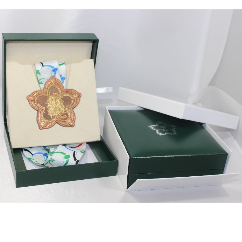 Vật phẩm Hộp giấy giả da V-22 vuông cho đồng xu 90 * 90mm, huy hiệu, huy chương, vv mm.128 * 128 * 50, trọng lượng khoảng 191g