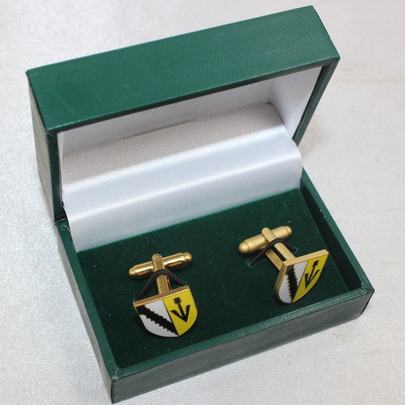 Vật phẩm Hộp nhựa hình chữ nhật VK-1 được bao phủ bởi Giấy giả da cho kẹp cà vạt 58 * 20 mm, móc chìa khóa, khuy măng sét, huy hiệu, vv mm, 75 * 50 * 38, trọng lượng khoảng 56g