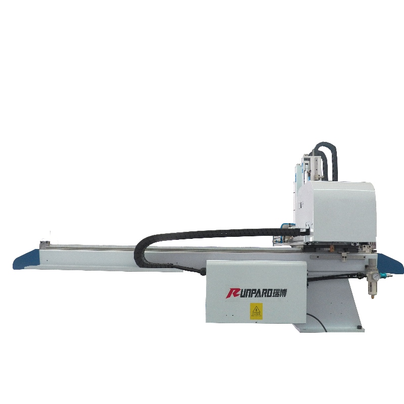 Một robot servo trục đơn cho máy ép phun