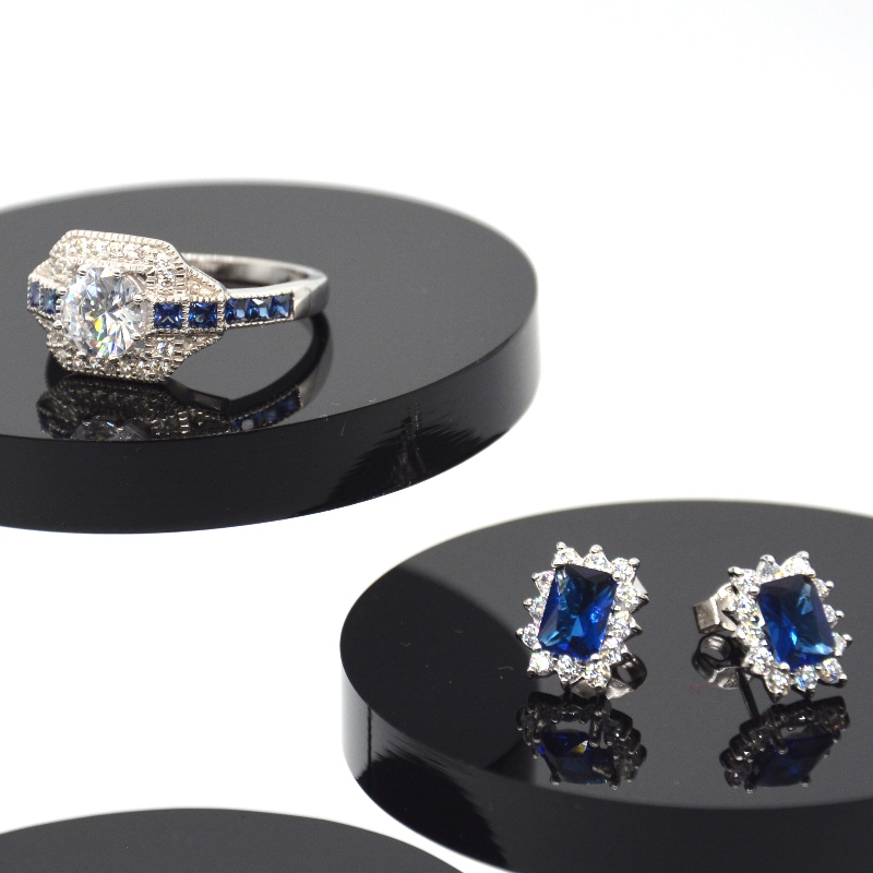 Vòng đeo tay áo bạc... Vòng đeo tay... Comment